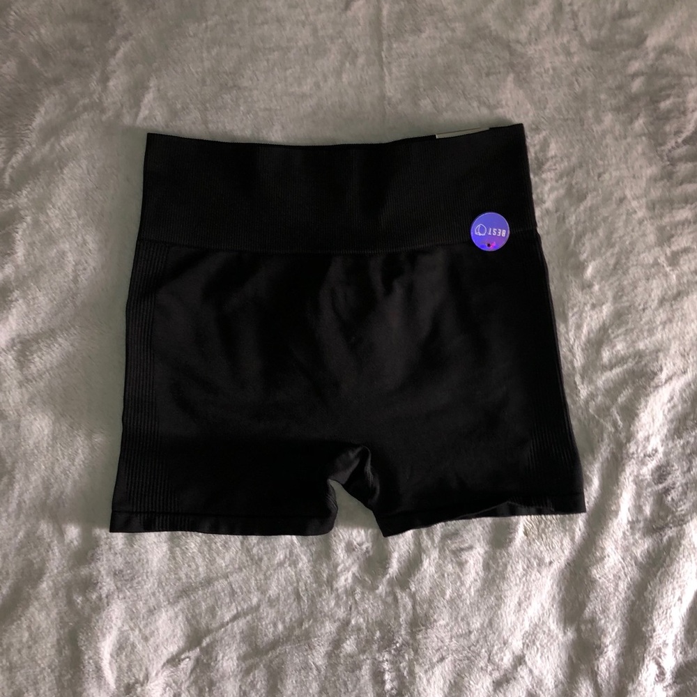 PINK Workout Seamless Shortie Biker Short